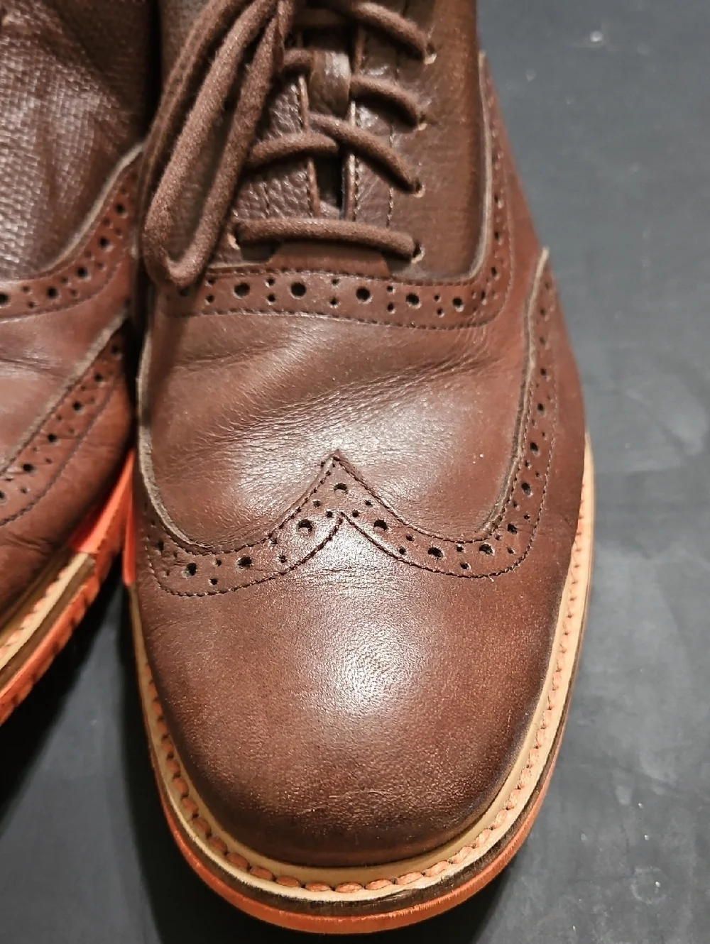 Cole Haan Original Grand Wingtip Shoes Mens Size 8.5 Brown Leather Dress Shoe